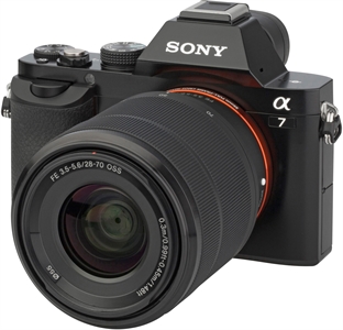 SONY ALPHA 7 + FE 28-70MM F/3.5-5.6 OSS